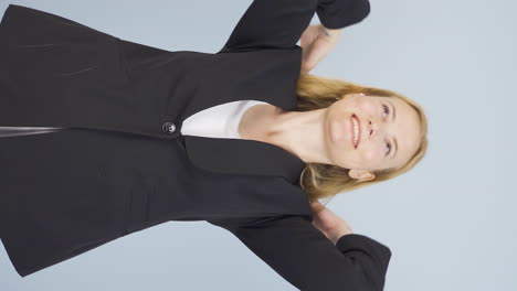 Vertical-video-of-Thinking-business-woman-comes-up-with-a-great-idea.